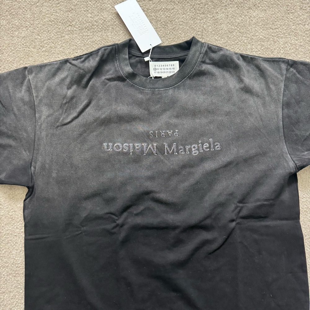 Maison Margiela Reverse Logo T-Shirt 'Washed Black' Size L - Picture 2 of 5